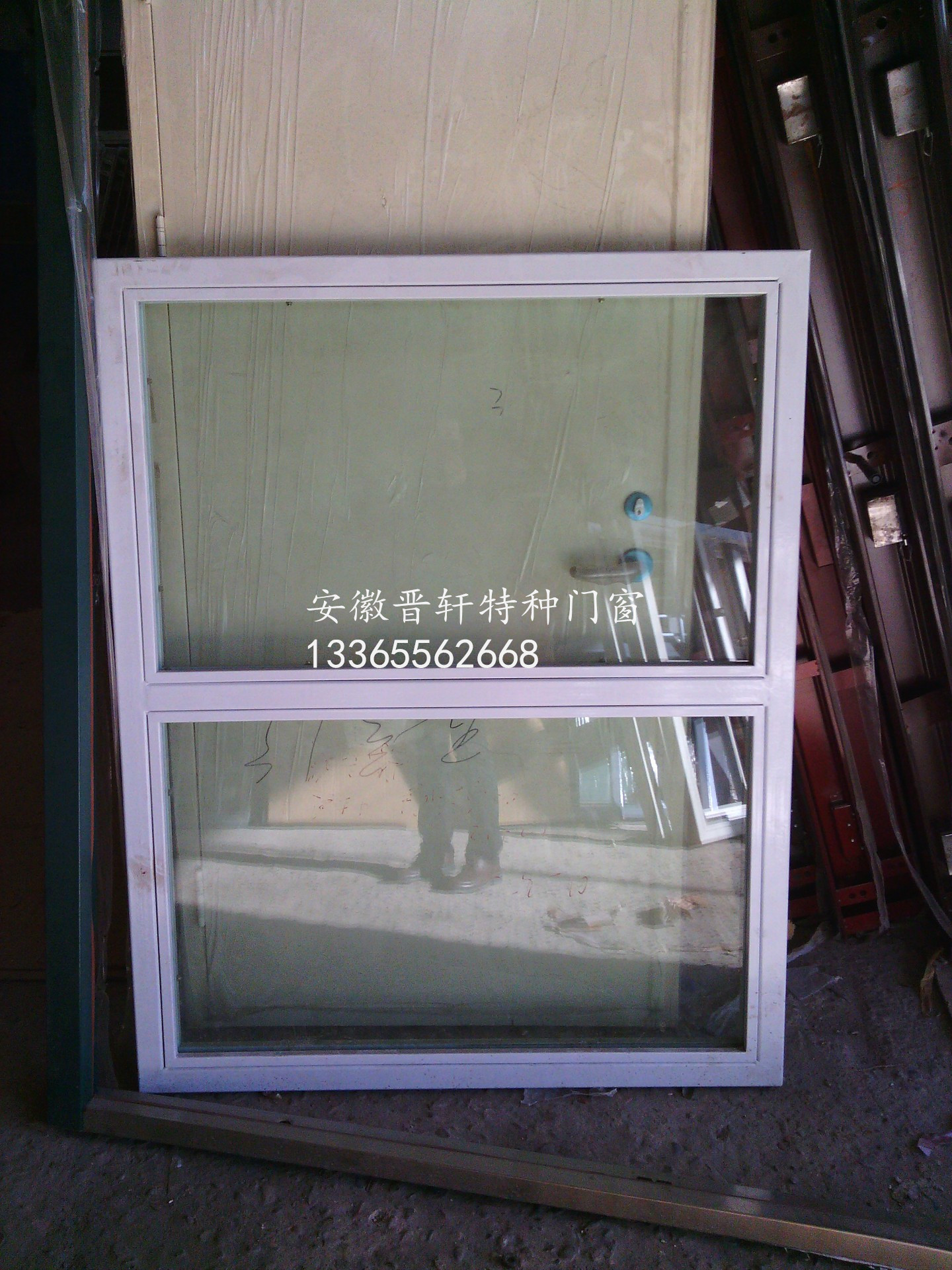 1594106851749908.jpg 防爆窗6_副本.jpg