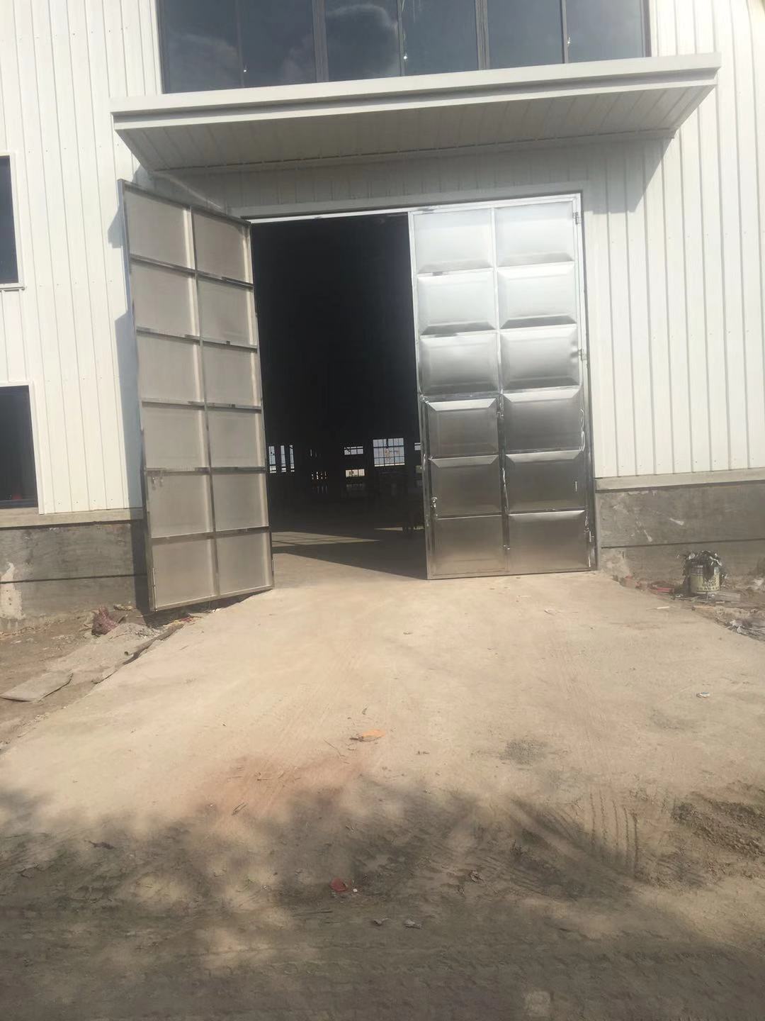 1599202751478156.jpg 钢大门3.jpg