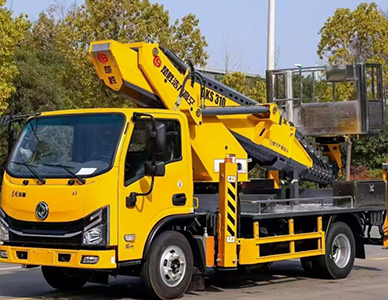 1760086605897738.jpg 高空作业车.jpg