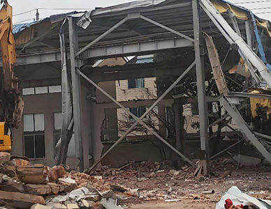 1763452390377844.jpg 钢结构厂房回收2.jpg