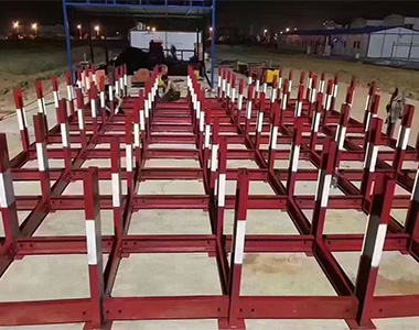 1767497775763390.jpg 钢筋堆放架3.jpg