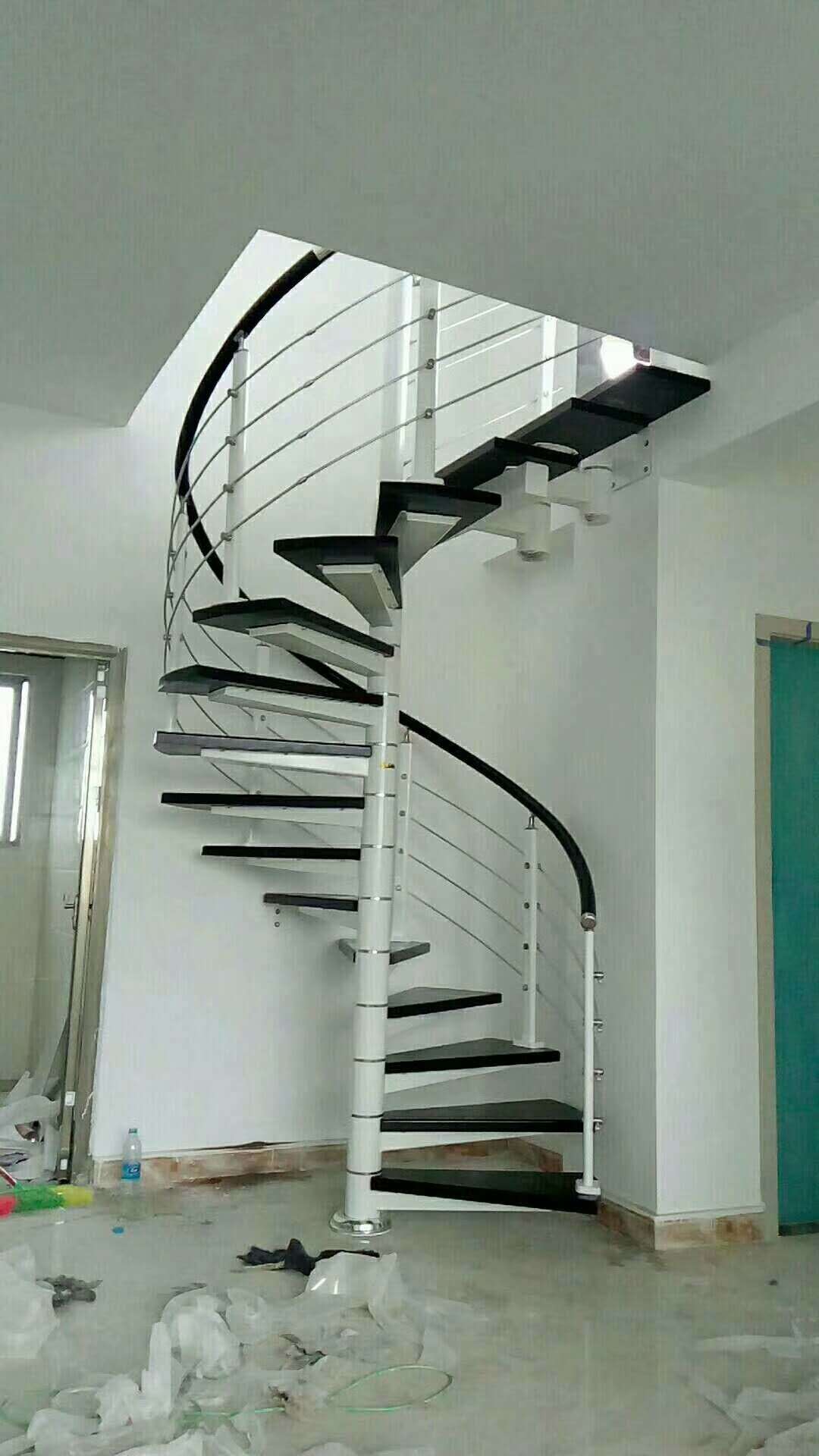 1588468020298088.jpg 不锈钢楼梯扶手.jpg